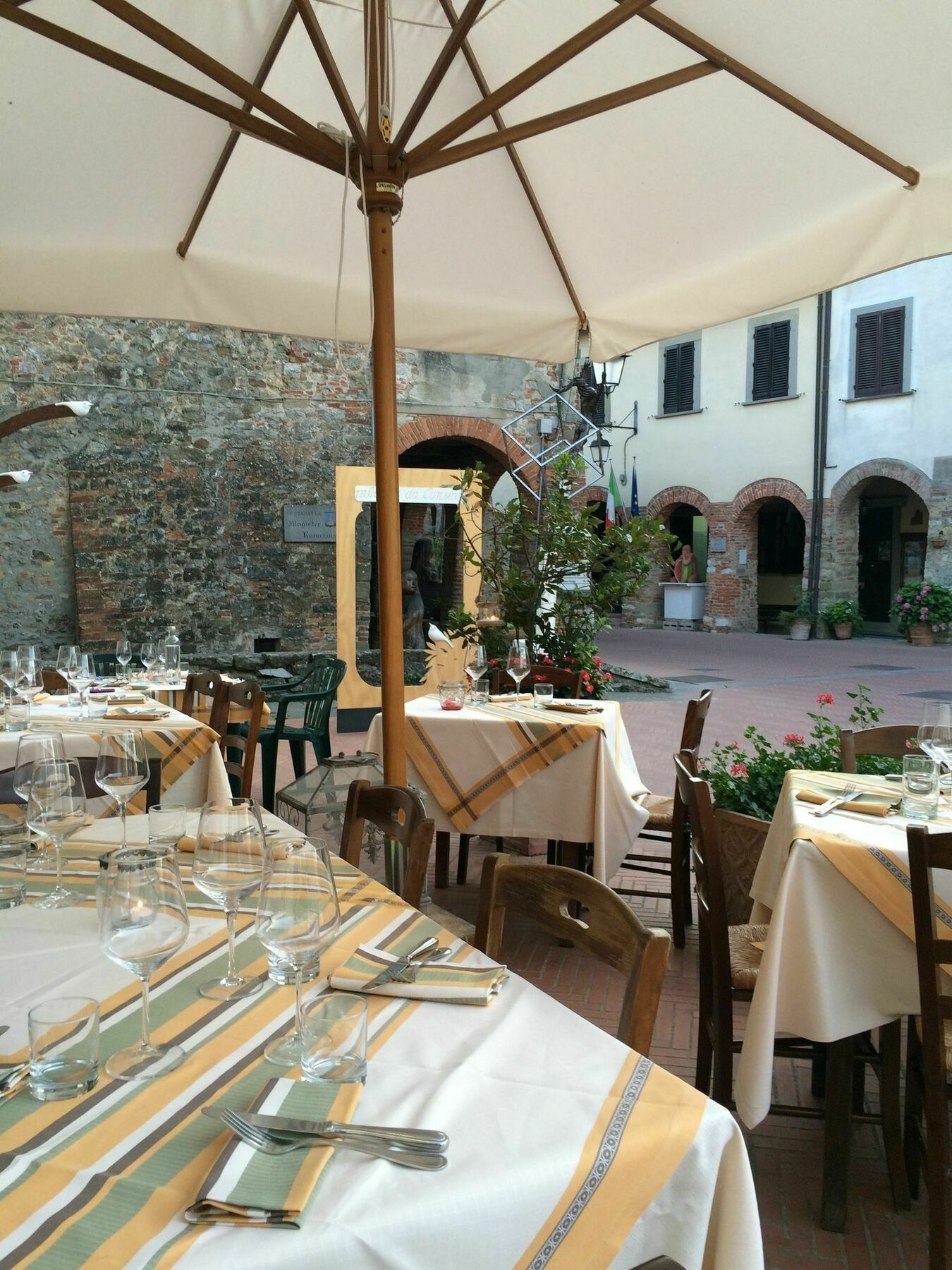 Hotel Locanda Antico Borgo Civitella in Val di Chiana Esterno foto